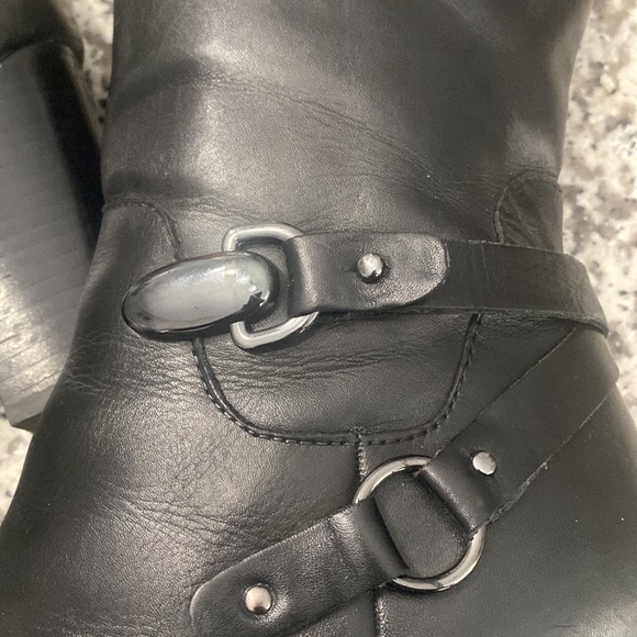 Tahari Felix Black Leather Boots - Picture 4 of 8